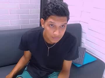 See Seth_rollin online Now @ fap.tw