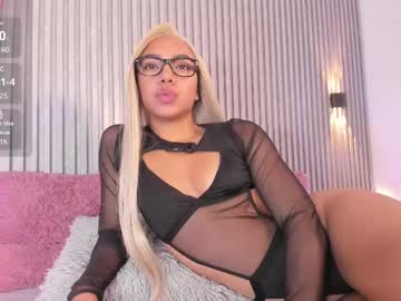 See Sharlotblack online Now @ fap.tw