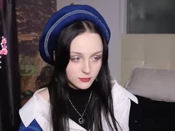 See Silverbutton online Now @ fap.tw