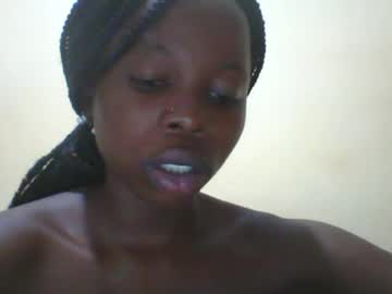 See Slim_petite_ebony online Now @ fap.tw