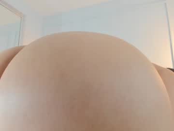 See Sofi_moreno online Now @ fap.tw