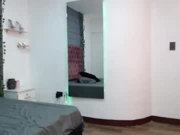 See Sophiax_sweet online Now @ fap.tw