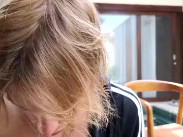 See Specter_of_cummunism online Now @ fap.tw