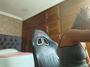 See Stella_xue online Now @ fap.tw