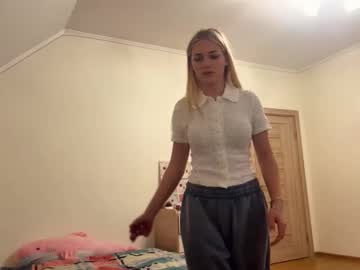 See Stephaniemalveaux online Now @ fap.tw