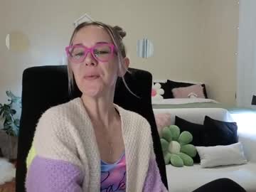 See Sugar_spice_all_things_nice online Now @ fap.tw