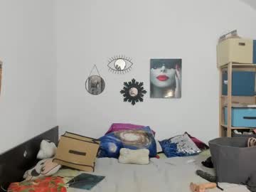 See Switchlorenx online Now @ fap.tw