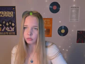 See Teya_starling online Now @ fap.tw