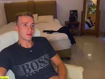 See Tommy_cumfinger online Now @ fap.tw