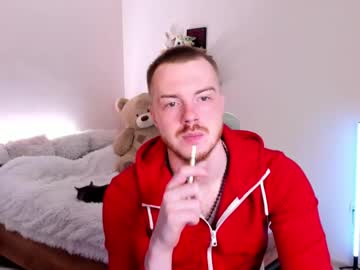 See Toohornyserj online Now @ fap.tw