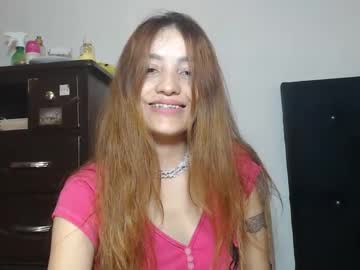 See Valerivegas online Now @ fap.tw