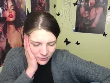 See Vanrey_ online Now @ fap.tw