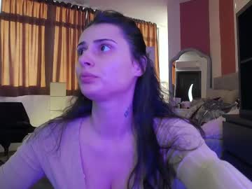 See Venusinylons online Now @ fap.tw