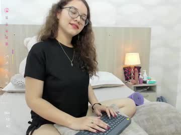 See Veronica_lark online Now @ fap.tw