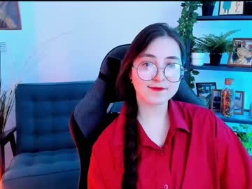 See Virtualvoyant online Now @ fap.tw