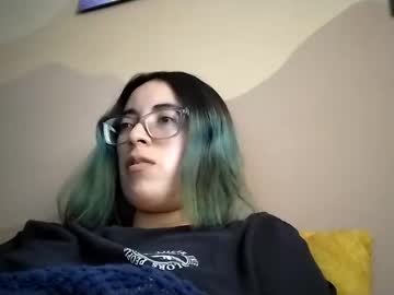 See Waningrosee online Now @ fap.tw