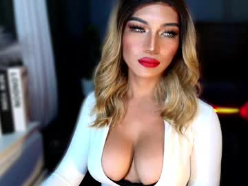 See Womanofyourdesire_ts online Now @ fap.tw