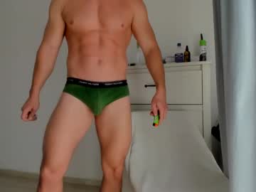 See Woolfiie online Now @ fap.tw