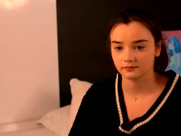 See Yunaharuno online Now @ fap.tw