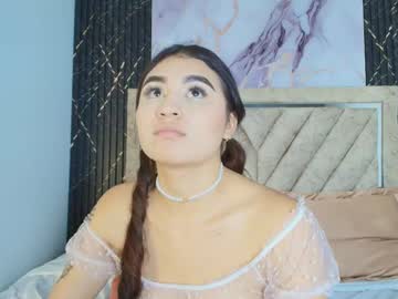 See Zayda_ online Now @ fap.tw